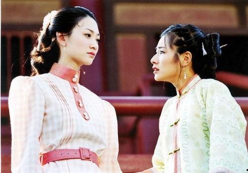 哪些明星整过容,哪些明星曾勇敢尝试整形，华丽蜕变背后的故事