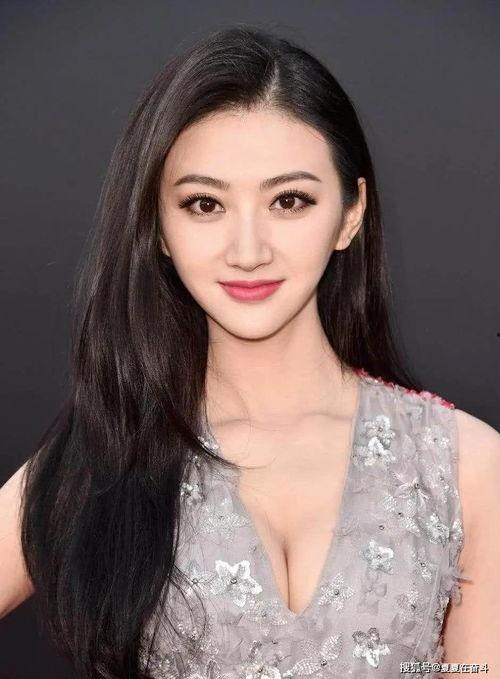 景甜图片,光影交织下的美丽轮廓